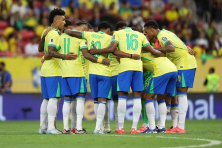 Foto colorida da Seleção Brasileira na Arena BRB Mané Garrincha, em Brasília - Metrópoles