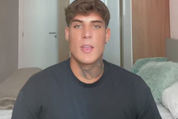 Tiago Ramos se desculpa com ex após xingamentos, invasão e prisão - Metrópoles