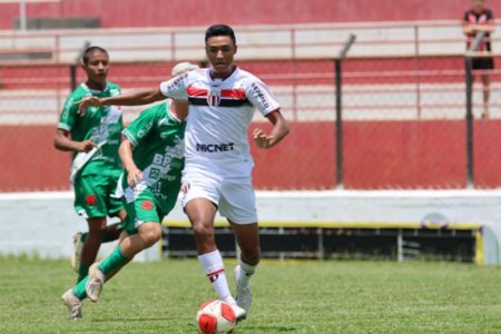 Imagem colorida de Pedro Severino, atleta do Bragantino que sofreu acidente- Metrópoles