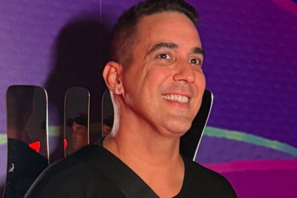 O apresentador André Marques