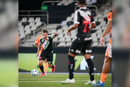 Imagem colorida de Philippe Coutinho - Metrópoles