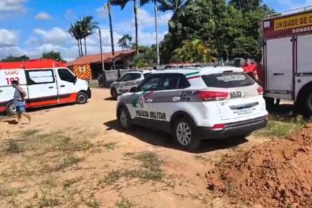 Autoridades foram até o local, no bairro São Miguel