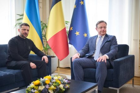 Zelensky ao lado do primeiro-ministro belga