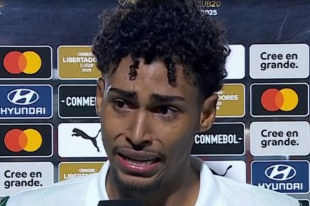 Foto colorida de Luighi, do Palmeiras contra o Cerro - Metrópoles