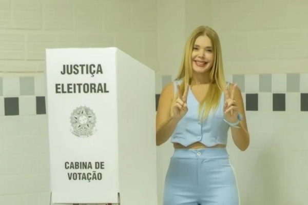 imagem colorida prefeita luiza maura