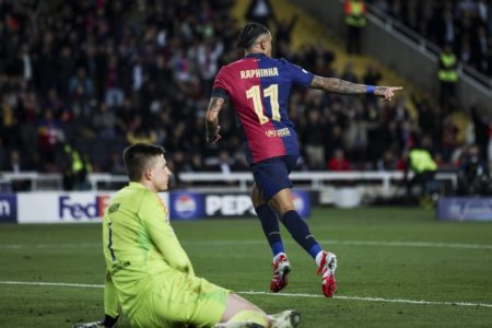 Foto colorida de Raphinha, do Barcelona - Metrópoles