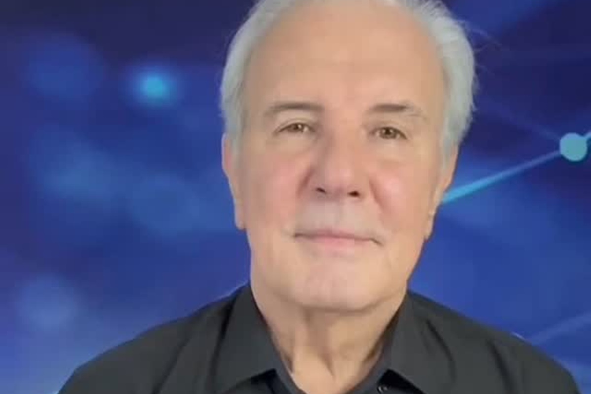 "Sigo para novos desafios", declara Celso Freitas após saída da Record - Metrópoles