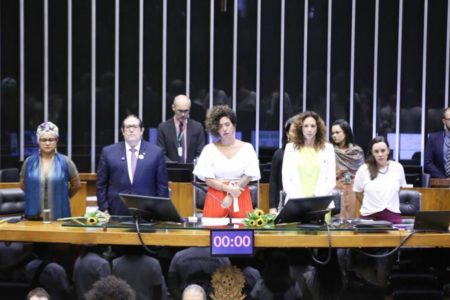homenagem marielle franco anderson gomes câmara dos deputados - Metrópoles
