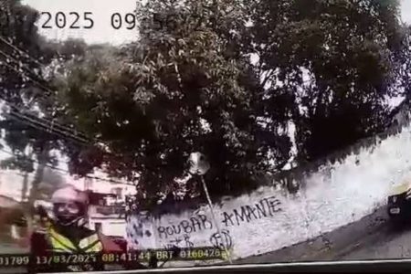 Imagem colorida mostra bandido que abordou e matou um agente da CET em São Paulo - Metrópoles