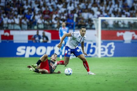 Foto colorida de Bahia na Libertadores - Metrópoles