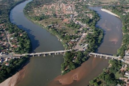 Funcionário desaparece em rio