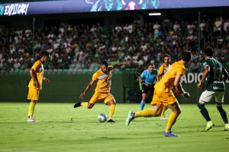 Brasiliense é prejudicado pela arbitragem e é eliminado da Copa Verde