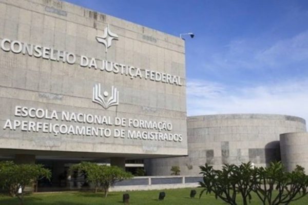 FACHADA DO CONSELHO DA JUSTIÇA FEDERAL QUE DEU PENDURICALHO A JUÍZES - METRÓPOLES