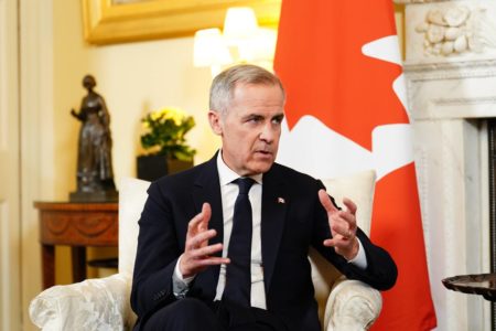 Foto colorida do primeiro-ministro do Canadá, Mark Carney - Metrópoles