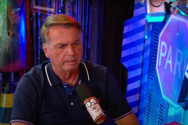Jair Bolsonaro (PL) em entrevista ao podcast Inteligência LTDA - Metrópoles