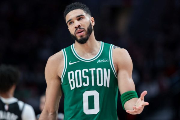Imagem colorida de Jayson Tatum, do Boston Celtics- Metrópoles