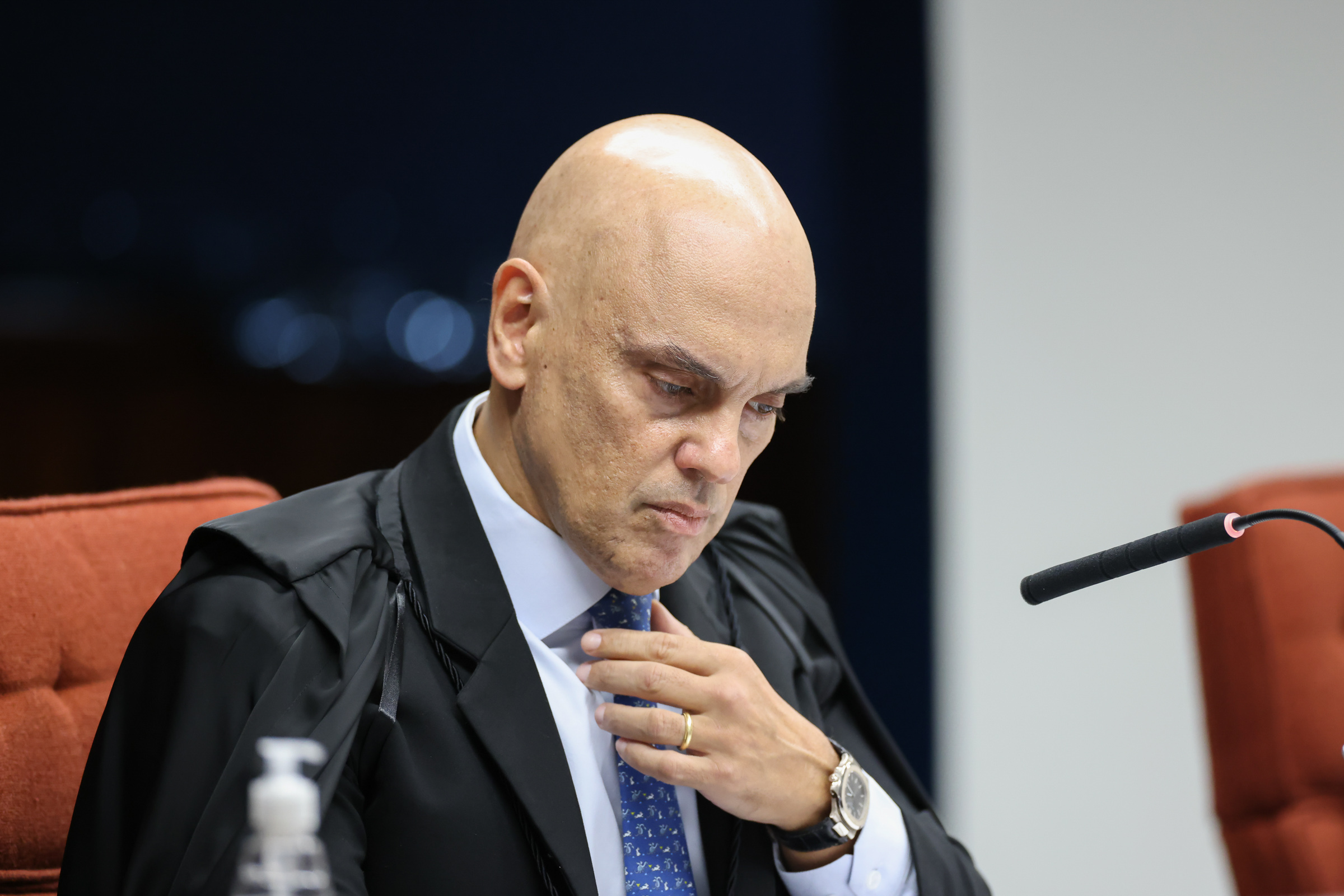 Ministro STF Alexandre de Moraes julgamento da denúncia do núcleo 1 da Pet 12.100, sobre uma suposta tentativa de golpe de Estado. Ex-presidente Jair Bolsonaro - Metrópoles 1