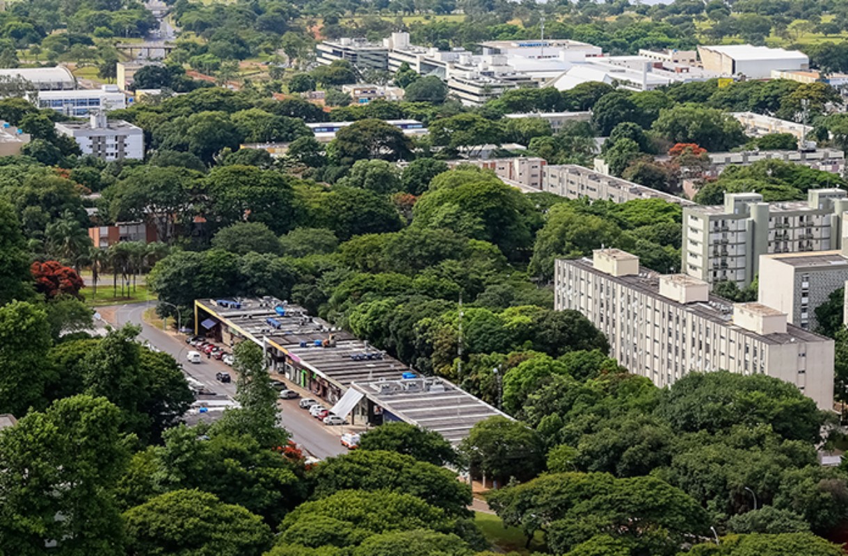 Fotografia colorida mostrando vista aérea do Plano Piloto-Metrópoles
