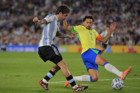 Imagem colorida de Marquinhos contra a Argentina - Metrópoles