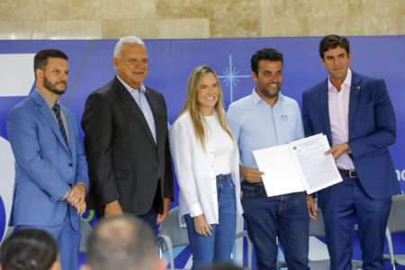 GDF ultrapassa a marca de mil escrituras e contratos celebrados para regularização de empresas