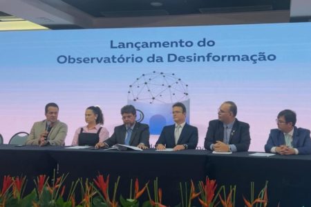 Imagem colorida mostra reunião em Alagoas - Metrópoles