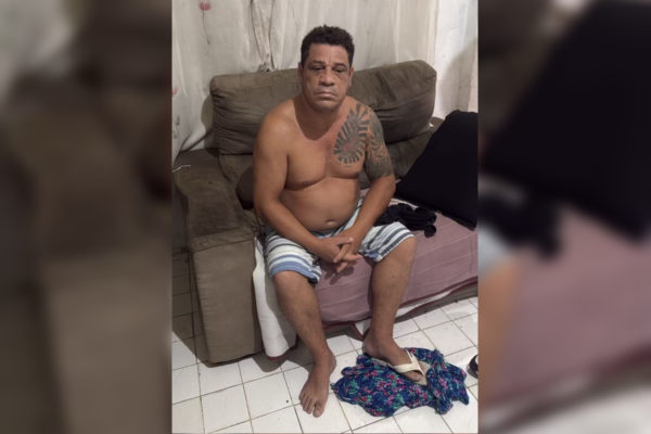 Imagem colorida, Acusado de fraudar idosos em bancos no RJ escondia filhos da ex-esposa - Metrópoles