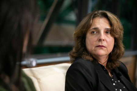 Reitora da UNB Márcia Abrahão durante entrevist