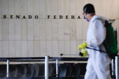 Higienização e limpeza mos ambientes do Congresso Nacional