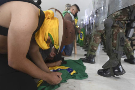 manifestantes bolsoanristas terrorismo sao presos após invasão e destruição no palacio do planalto